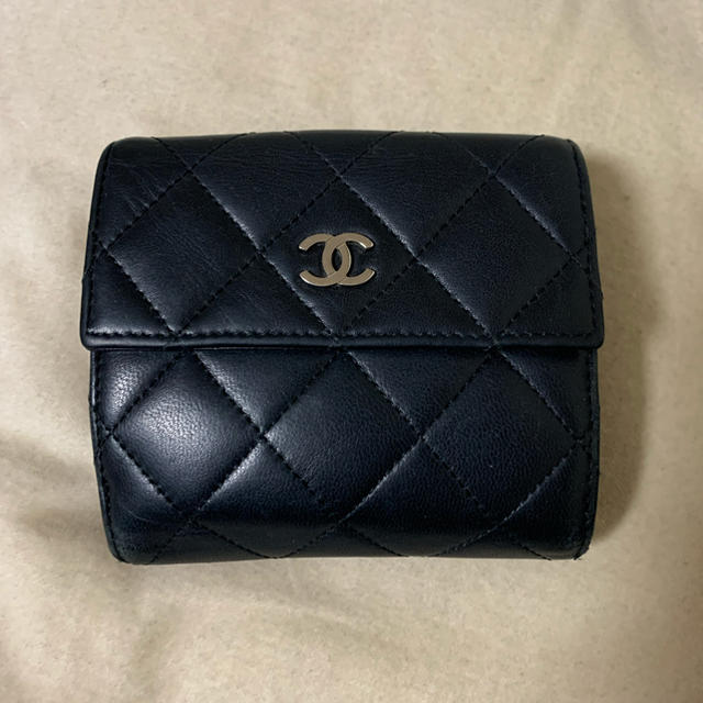 レディースCHANEL マトラッセ折りたたみ財布