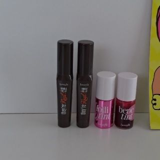 ベネフィット(Benefit)の専用 benetint (口紅)