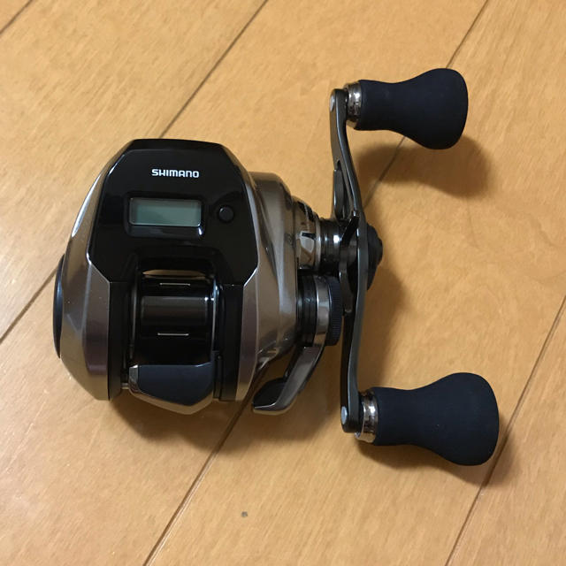 SHIMANO(シマノ)の炎月　プレミアム　150PG スポーツ/アウトドアのフィッシング(リール)の商品写真