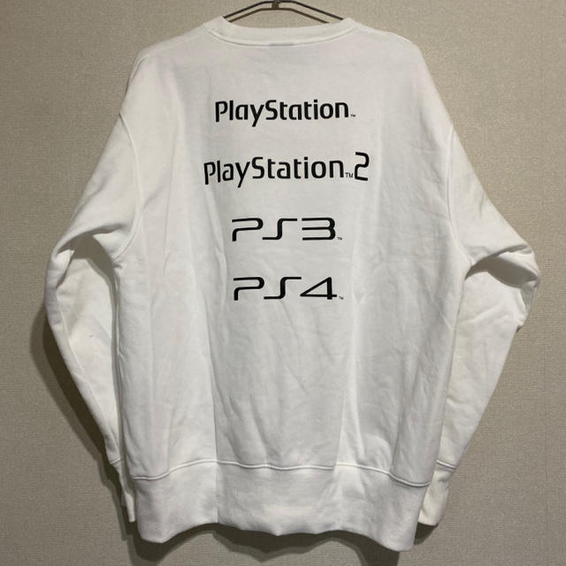 GU(ジーユー)のGU PlayStationコラボ スウェット Lサイズ メンズのトップス(スウェット)の商品写真