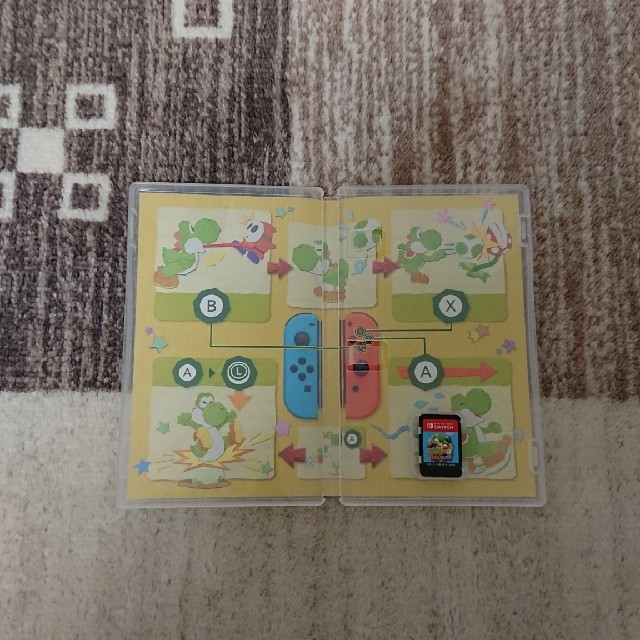 Nintendo Switch(ニンテンドースイッチ)のヨッシークラフトワールド  エンタメ/ホビーのゲームソフト/ゲーム機本体(家庭用ゲームソフト)の商品写真