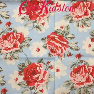 キャスキッドソン(Cath Kidston)の新品 キャスキッドソン コットンダック生地 ニューローズブルームブルー 1m(生地/糸)