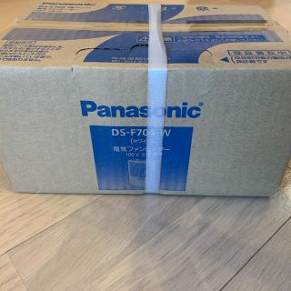 パナソニック(Panasonic)の新品　Panasonic ファンヒーター ホワイト DS-F704-W(ファンヒーター)