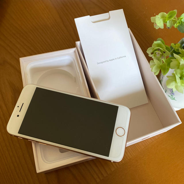 iPhone8 64GB  docomo