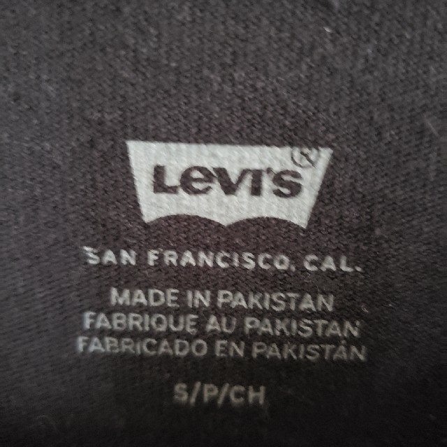 Levi's(リーバイス)の【未使用】Levi's・綿100%オーバサイズTシャツ・black メンズのトップス(Tシャツ/カットソー(半袖/袖なし))の商品写真