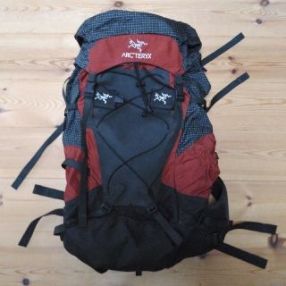 バックパック　Arc'teryx Khamsin 52(登山用品)