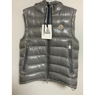 モンクレール(MONCLER)のモンクレール ダウンベスト LANOUX グレー MONCLER ラヌー(ダウンベスト)