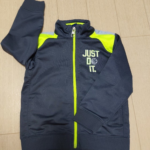 NIKE(ナイキ)のNIKE ジャージ 上下セット  美品 キッズ/ベビー/マタニティのベビー服(~85cm)(その他)の商品写真