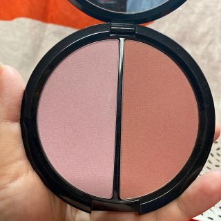 ボビイブラウン(BOBBI BROWN)のほぼ新品☆BOBBI BROWN☆ブロンジング　デュオ(フェイスパウダー)