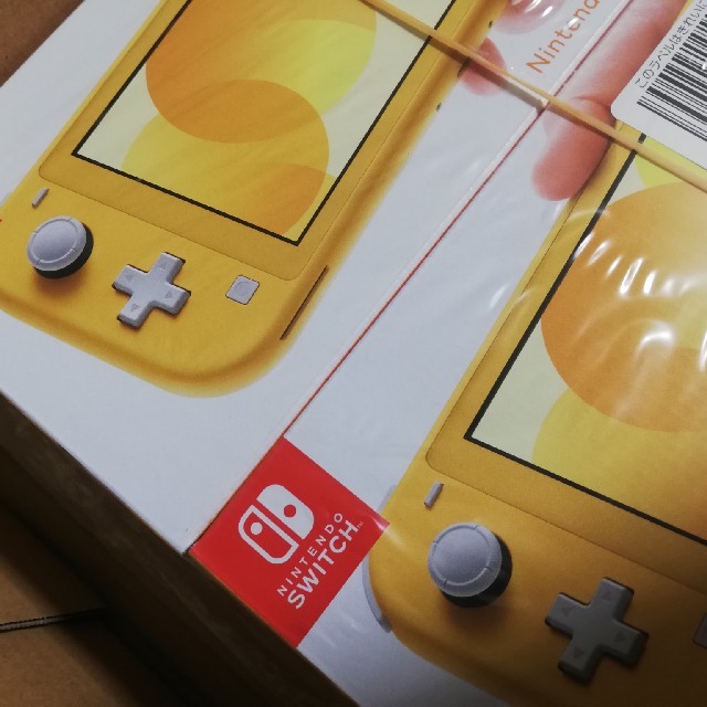 Nintendo Switch Lite イエロー　どうぶつの森セット