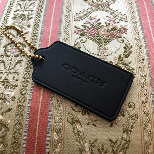 COACH(コーチ)のcoach  タグ　　バッグチャーム ハンドメイドのファッション小物(バッグチャーム)の商品写真