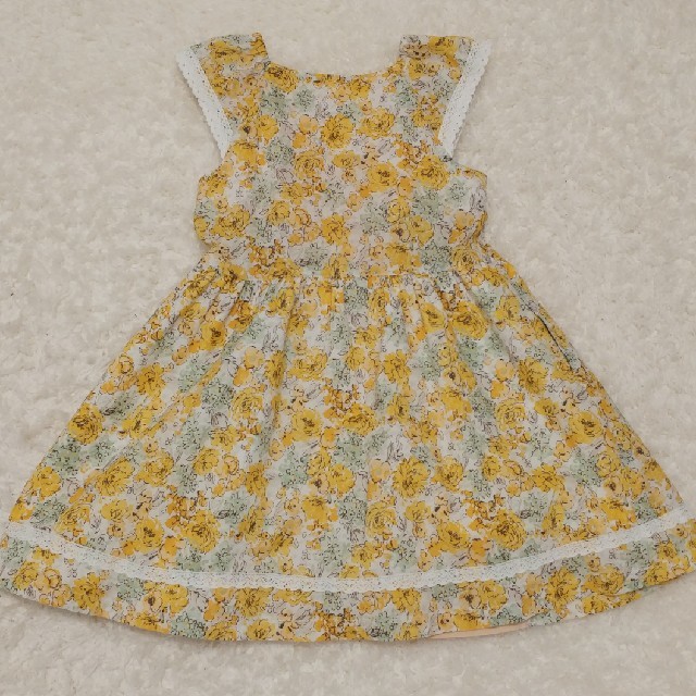 Souris(スーリー)の美品　スーリー　花柄ワンピース⑧イエロー　110㎝ キッズ/ベビー/マタニティのキッズ服女の子用(90cm~)(ワンピース)の商品写真