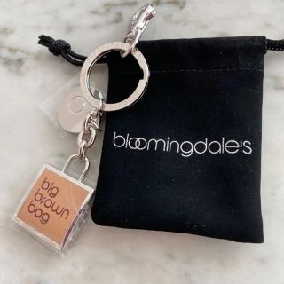 ブルーミングデールズ　Bloomingdales  キーホルダー　キーリング(キーホルダー)