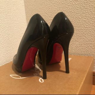 クリスチャンルブタン(Christian Louboutin)の半額以下ルブタンサイズ35(ハイヒール/パンプス)