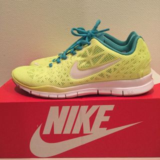 ナイキ(NIKE)のNIKE スポーツシューズ 24cm(スニーカー)