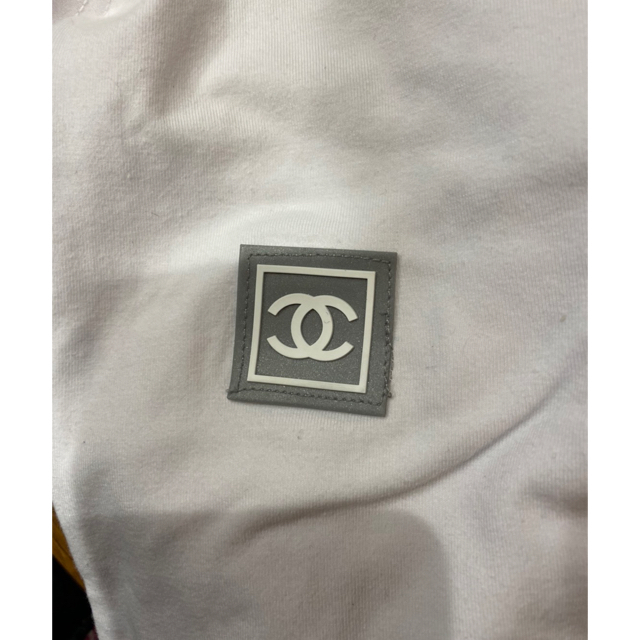 CHANEL(シャネル)のCHANEL トップス　半袖 レディースのトップス(Tシャツ(半袖/袖なし))の商品写真