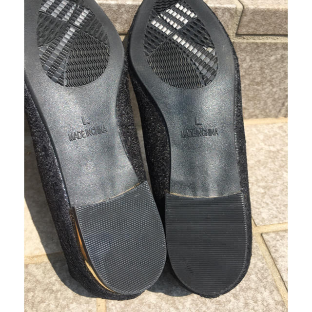 ストラップ付き黒バレエシューズ レディースの靴/シューズ(バレエシューズ)の商品写真
