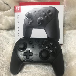 ニンテンドースイッチ(Nintendo Switch)のswitch プロコン　純正品　中古(その他)