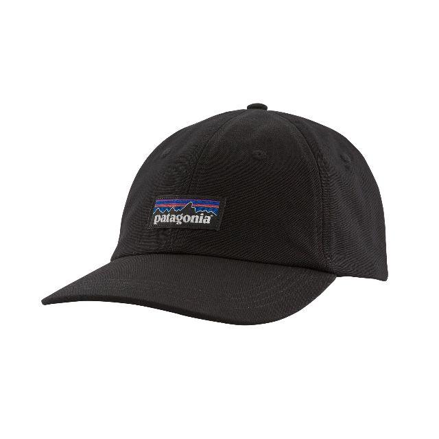 patagonia(パタゴニア)のパタゴニア P-6 ラベル トラッドキャップ　Black BLK レディースの帽子(キャップ)の商品写真