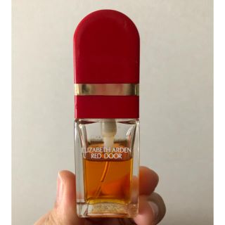 エリザベスアーデン(Elizabeth Arden)のエリザベスアーデン レッド ドア 11ml(香水(女性用))