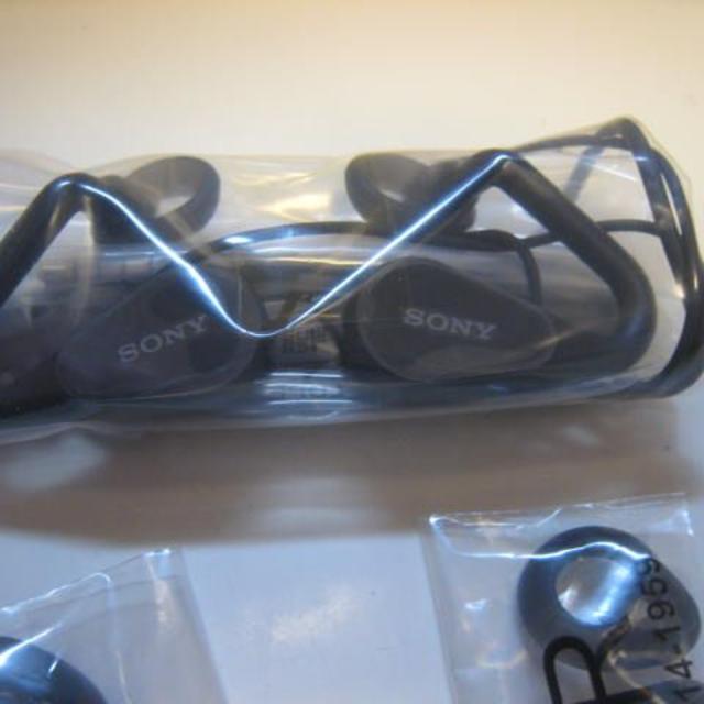 SONY(ソニー)のSONY　オープンイヤー型　ステレオヘッドセット スマホ/家電/カメラのスマホアクセサリー(ストラップ/イヤホンジャック)の商品写真
