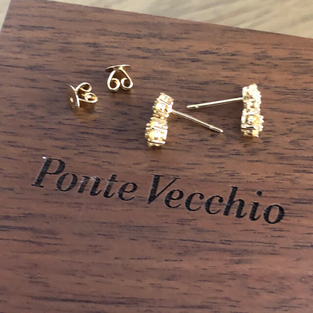 PonteVecchio(ポンテヴェキオ)のK18 ✴︎ポンテヴェキオ✴︎ フラワーダイヤモンド ピアス レディースのアクセサリー(ピアス)の商品写真