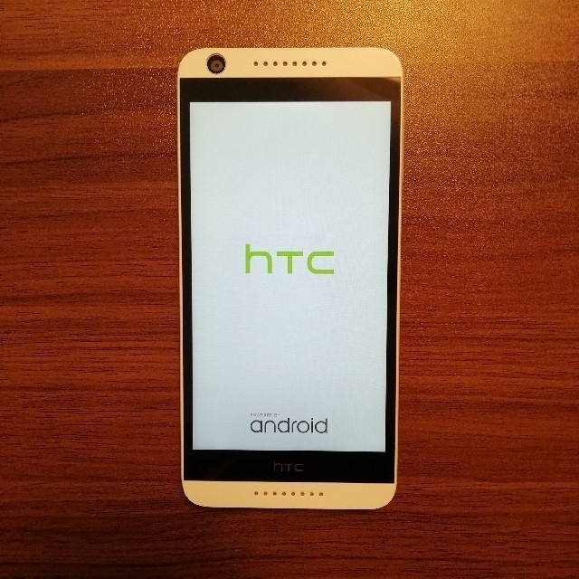 HTC  Desire 626 カラーホワイト