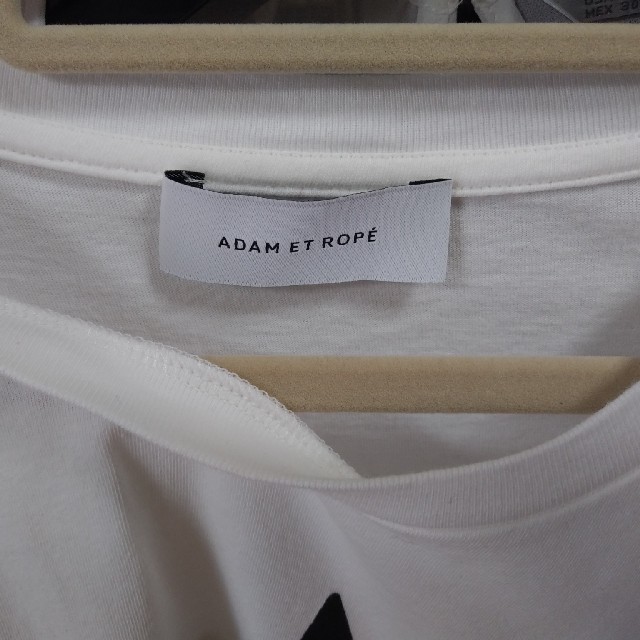 Adam et Rope'(アダムエロぺ)のアダムエロペ　Tシャツ レディースのトップス(Tシャツ(半袖/袖なし))の商品写真