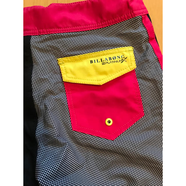 billabong(ビラボン)の新品未使用 BILLBONG ビラボン サーフパンツ 26インチ キッズ/ベビー/マタニティのキッズ服男の子用(90cm~)(水着)の商品写真