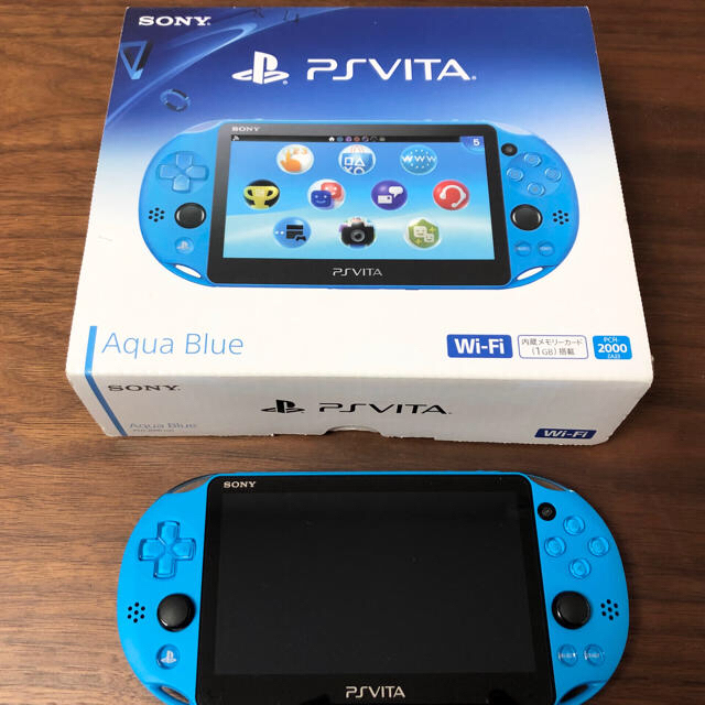 海外直営店 PS Vita PCH-2000Wi-Fiモデル 携帯用ゲーム機本体