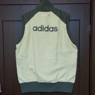 アディダス(adidas)のadidas☆ベスト(その他)