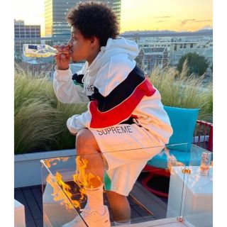 Supreme - supreme Milan Hooded Sweatshirt パーカーの通販 by