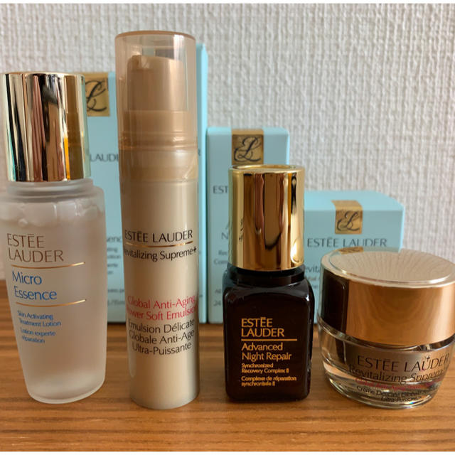 Estee Lauder(エスティローダー)のエスティーローダー　4点セット コスメ/美容のベースメイク/化粧品(その他)の商品写真