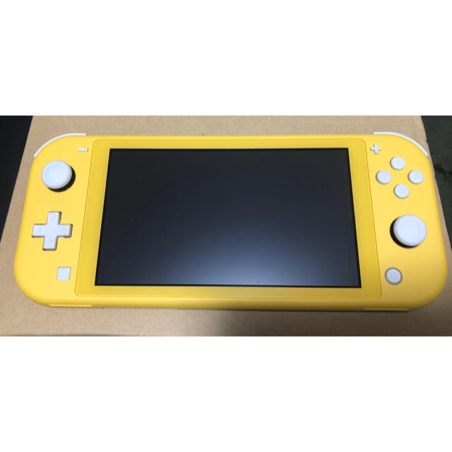 Nintendo Switch(ニンテンドースイッチ)のNintendo Switch Lite スイッチ　ライト エンタメ/ホビーのゲームソフト/ゲーム機本体(携帯用ゲーム機本体)の商品写真