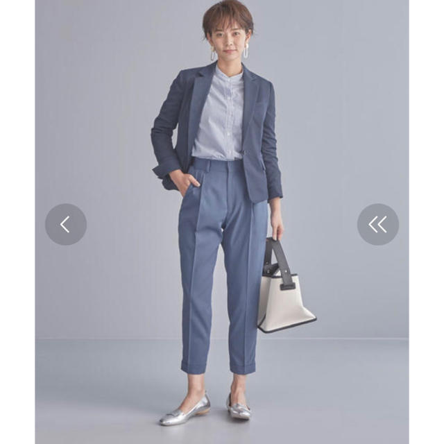 UNITED ARROWS green label relaxing(ユナイテッドアローズグリーンレーベルリラクシング)のWORK TRIP OUTFITS 裾ダブルパンツ グリーンレーベルリラクシング レディースのパンツ(カジュアルパンツ)の商品写真