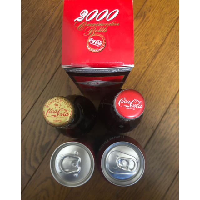 コカ・コーラ(コカコーラ)のコカ・コーラ、記念缶、ビン　未開封  美品 インテリア/住まい/日用品のインテリア小物(その他)の商品写真