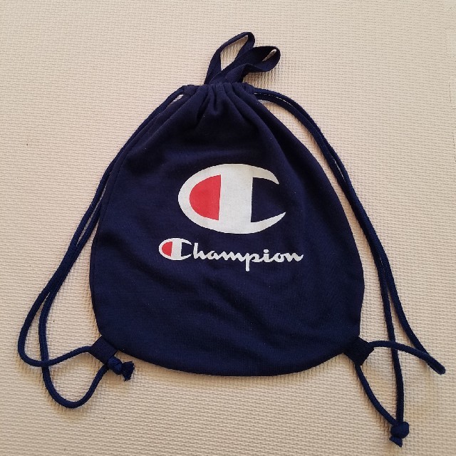 Champion(チャンピオン)の巾着　リュック　Champion キッズ/ベビー/マタニティのこども用バッグ(リュックサック)の商品写真