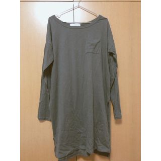 レイカズン(RayCassin)の長袖Tシャツワンピース(ひざ丈ワンピース)