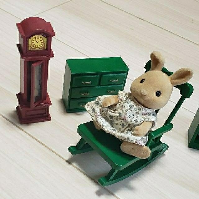 シルバニアファミリー　家具　緑シリーズ エンタメ/ホビーのおもちゃ/ぬいぐるみ(その他)の商品写真