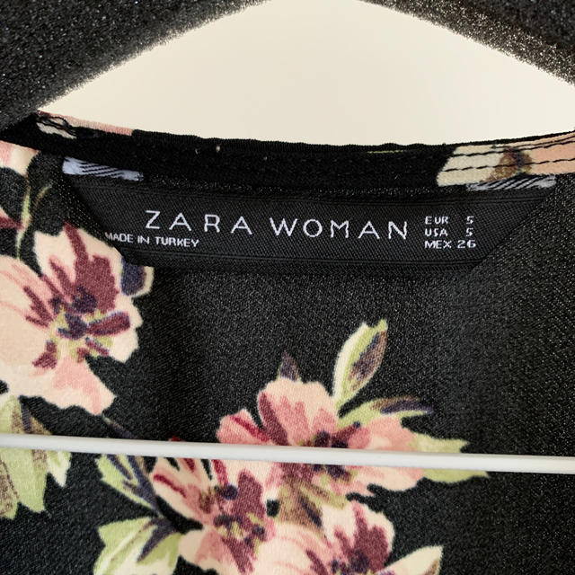 ZARA(ザラ)のZARA 花柄ワンピース レディースのワンピース(ロングワンピース/マキシワンピース)の商品写真