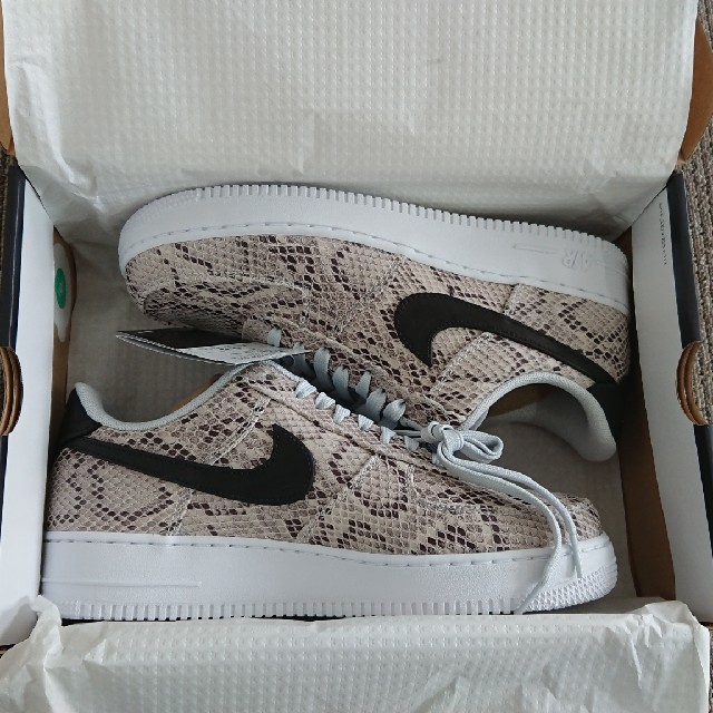 NIKE(ナイキ)のnike air force 1 '07 prm snake 27,5cm メンズの靴/シューズ(スニーカー)の商品写真