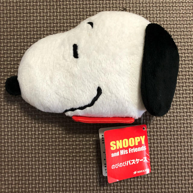 SNOOPY(スヌーピー)の未使用☆スヌーピー　パスケース レディースのファッション小物(パスケース/IDカードホルダー)の商品写真