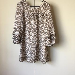 ダブルクローゼット(w closet)のダブルクローゼット　レオパード柄ワンピース(ひざ丈ワンピース)