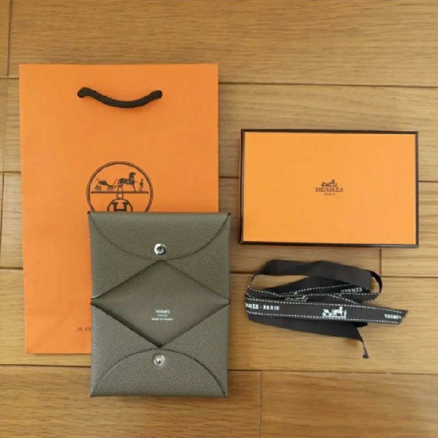 HERMESエルメス*カードケース*カルヴィ*エトゥープ - 名刺入れ/定期入れ