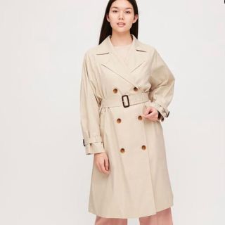 ユニクロ(UNIQLO)の【UNIQLO】M リラックストレンチコート 白(トレンチコート)