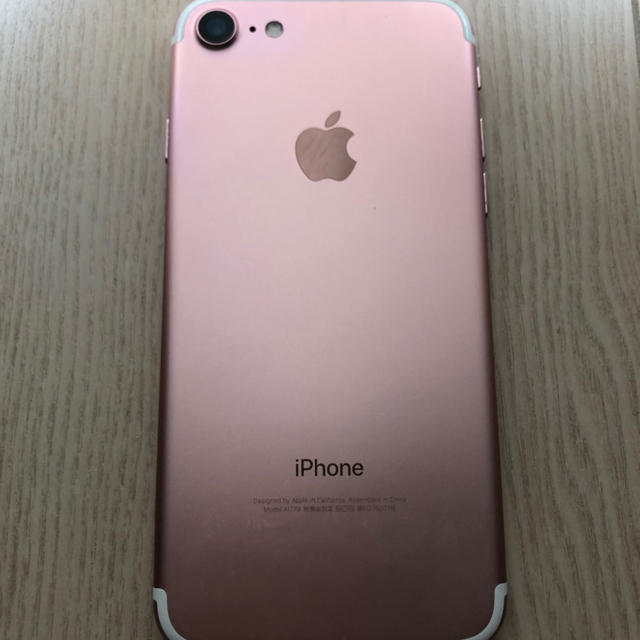 【値下げ】iPhone7 Rose gold 128GB SIMフリー 3
