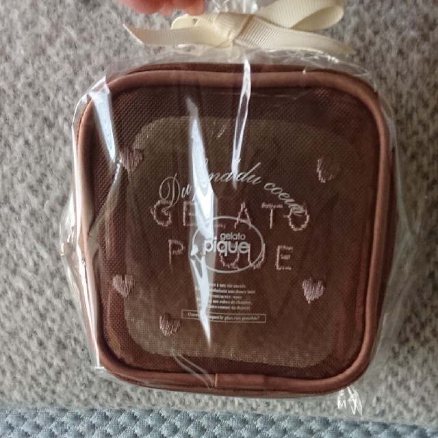 gelato pique(ジェラートピケ)の【新品】ジェラートピケ・ チョコレートブラウンのメッシュポーチ レディースのファッション小物(ポーチ)の商品写真