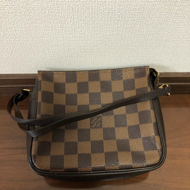 レディースLOUIS VUITTON ルイ・ヴィトン　ダミエ　トゥルースメイクアップ