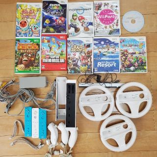 wii本体セットとソフト10枚(家庭用ゲーム機本体)