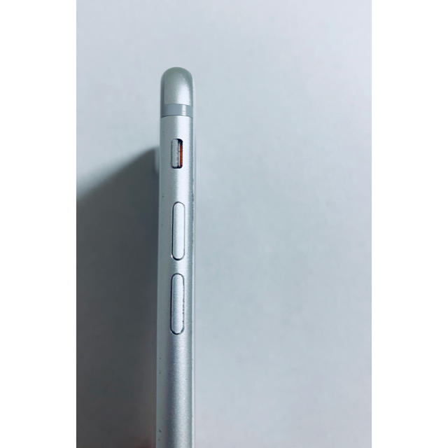 Apple ホワイト simフリー版の通販 by さだお's shop｜アップルならラクマ - iPhone7 256GB 正規品低価